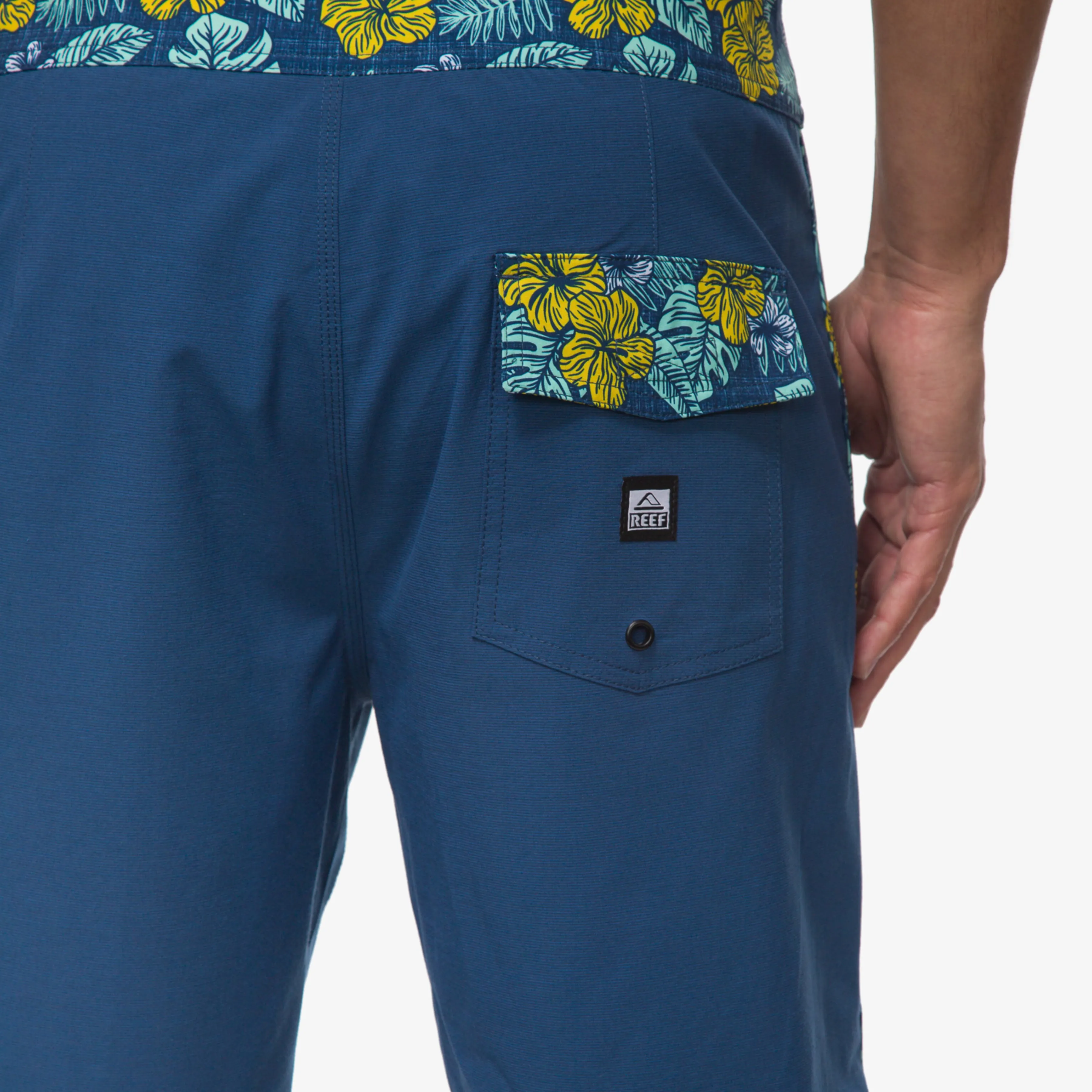 Mullen Board Short 19"