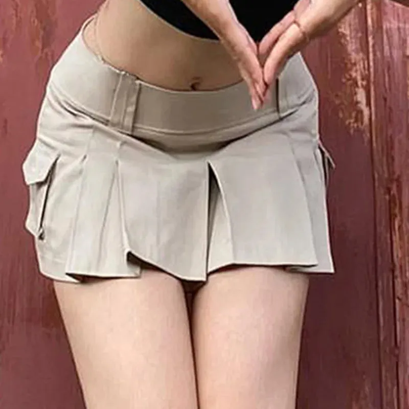TAVIMART  -  Y2K Summer Low Waist Cargo Skirts with Pockets Ladies Solid Color Retro Style Pleated A-line Short Mini Skirt Women Streetwear